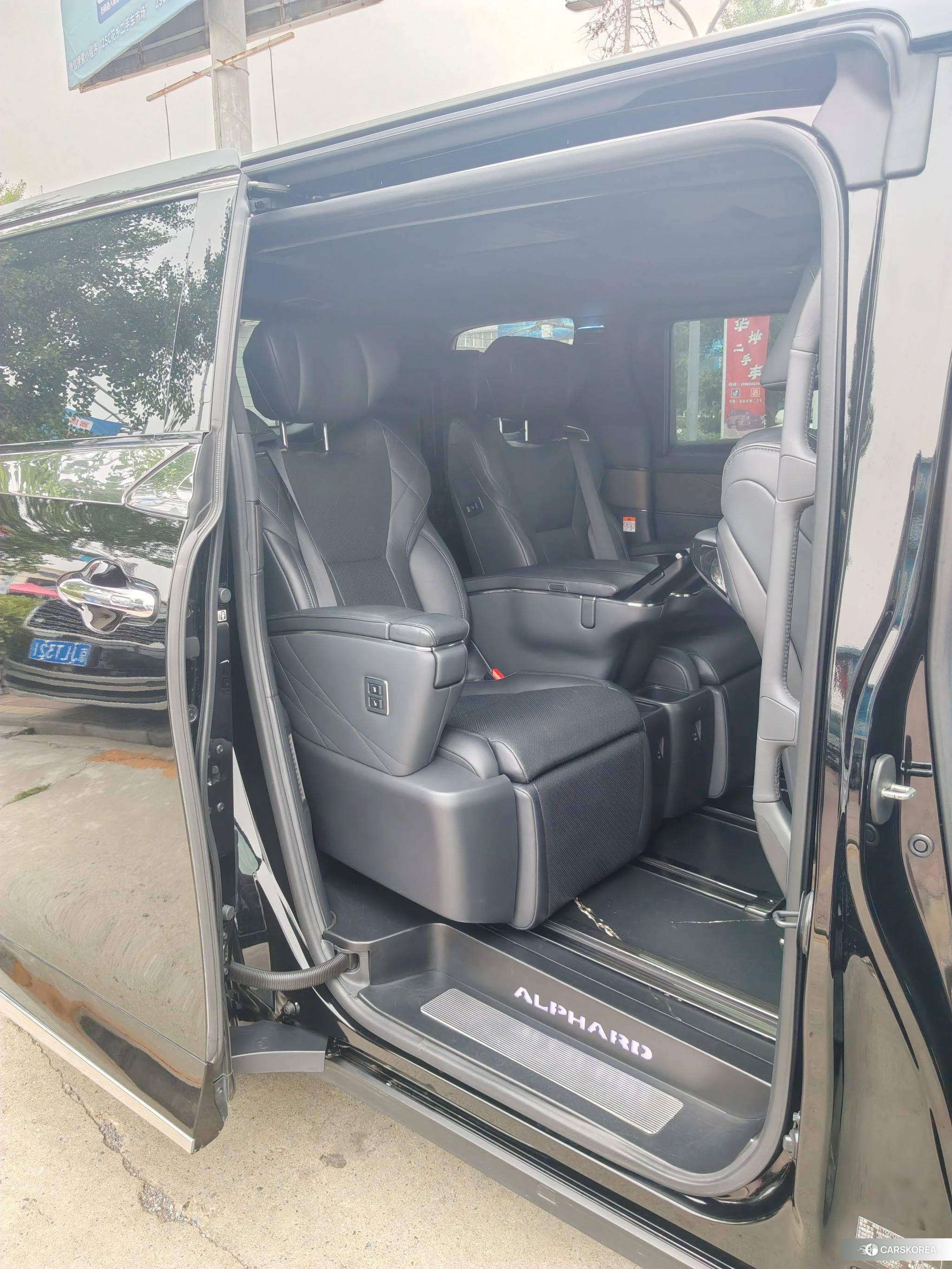 Toyota Elfa id 4473842 из Китая 11