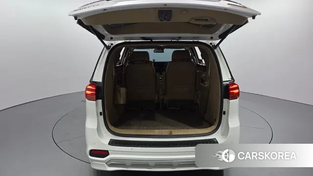 Kia The New Carnival id 3439849 из Кореи 11