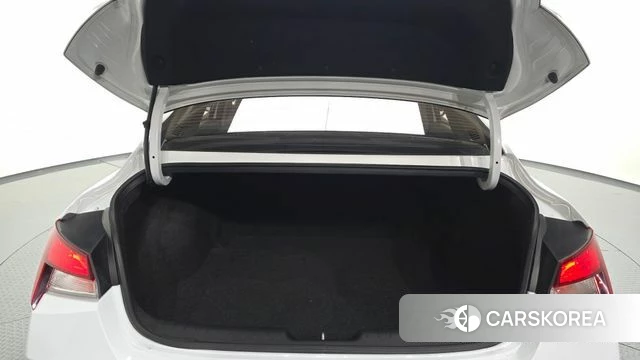 Hyundai Avante (CN7) id 3954377 из Кореи 11