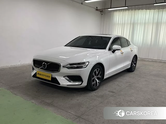 Volvo S60 id 4227928 из Китая 11