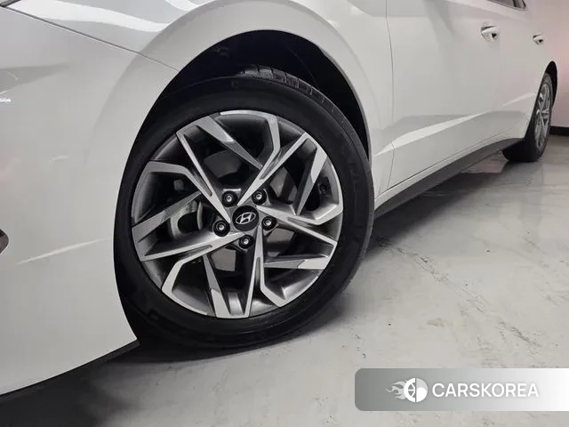 Hyundai Sonata (DN8) id 3736598 из Кореи 11