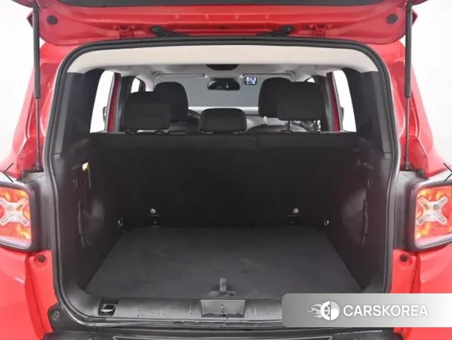 Jeep Renegade id 3095930 из Кореи 11