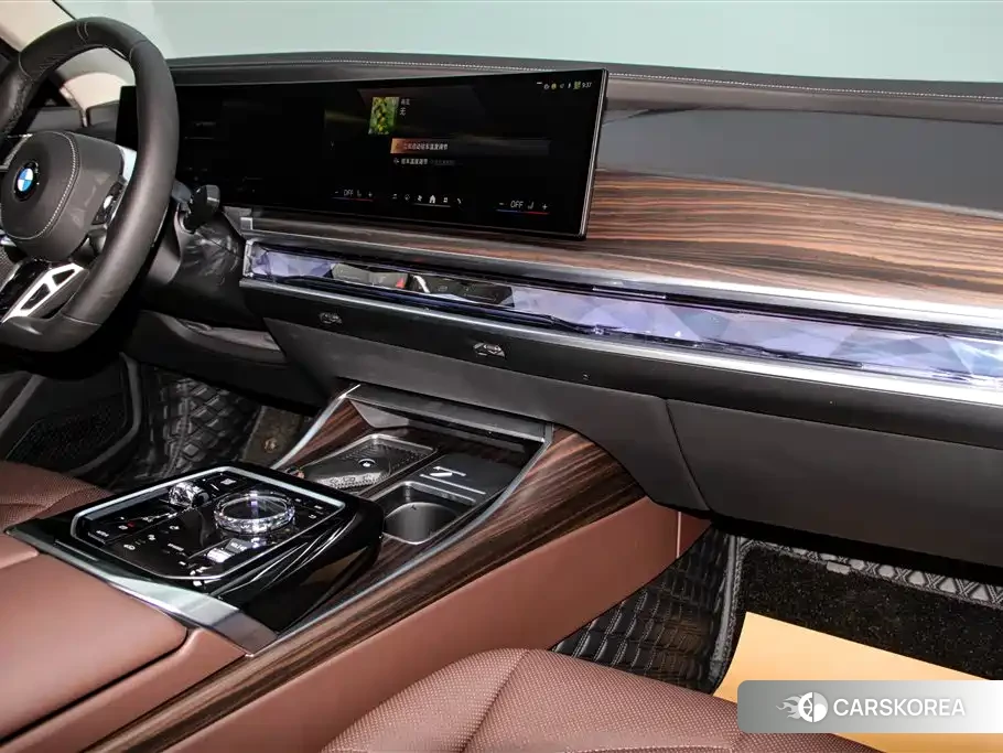BMW 7 series id 4545761 из Китая 11