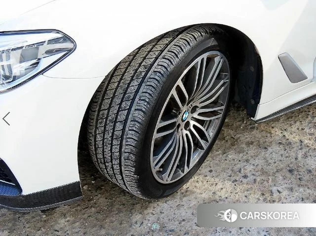 BMW 5 Series (G30) id 3899535 из Кореи 11