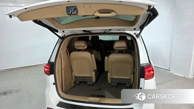 Kia The New Carnival id 3656872 из Кореи 11