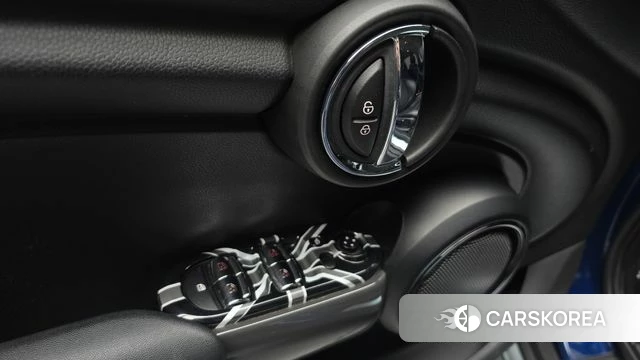 Mini Cooper id 4331780 из Кореи 11