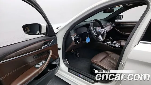 BMW 5 Series (G30) id 2679786 из Кореи 11