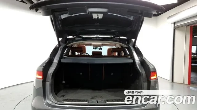 Jaguar F-PACE id 2860231 из Кореи 11