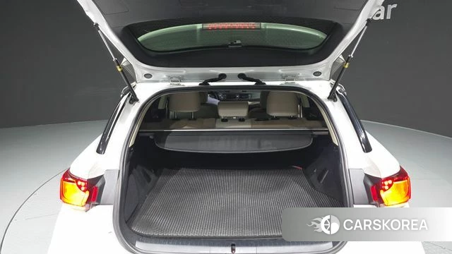 Lexus CT200h id 4435560 из Кореи 11