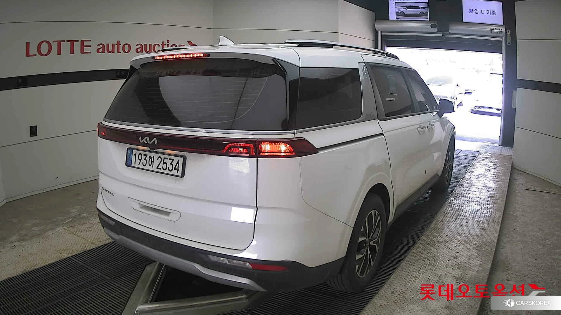 Kia Carnival id 4289542 из Кореи 11