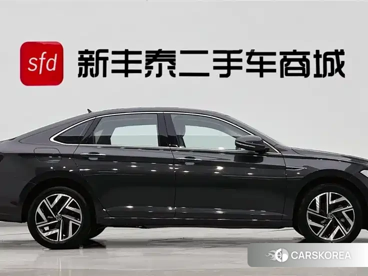 Volkswagen Sagitar id 4515395 из Китая 11