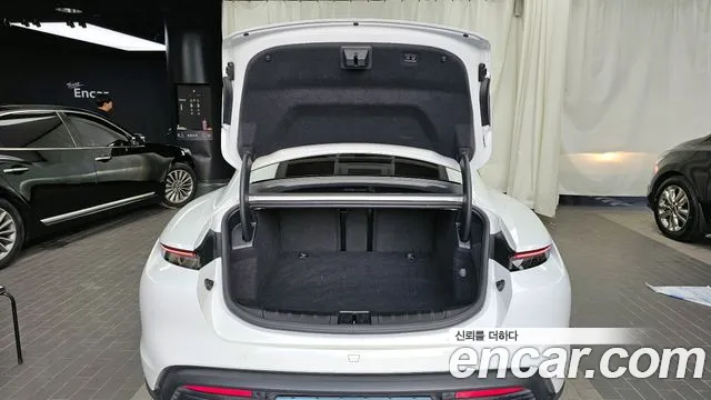 Porsche Taycan id 2838065 из Кореи 11