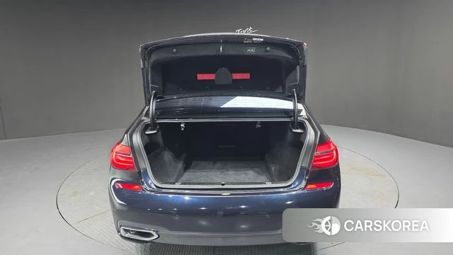 BMW 7 Series (G11) id 3955521 из Кореи 11