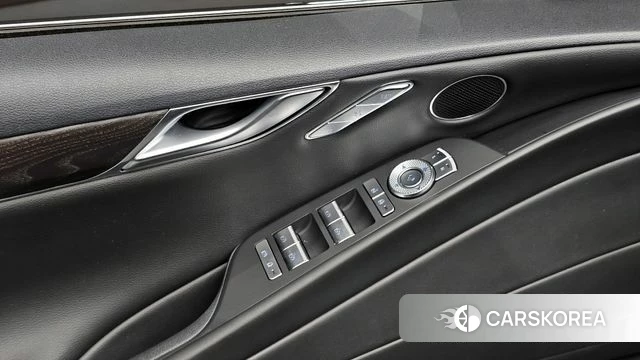 Genesis G80 (RG3) id 3852882 из Кореи 11