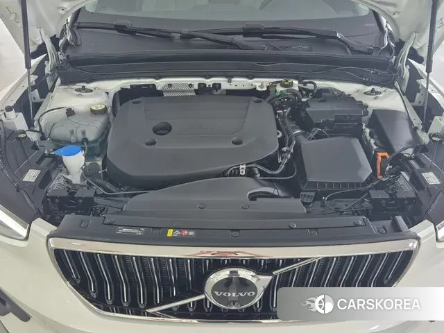 Volvo XC40 id 3211940 из Кореи 11