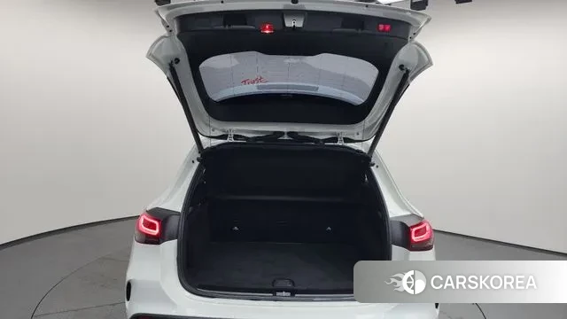 Mercedes-Benz GLA - Class H247 id 3525517 из Кореи 11