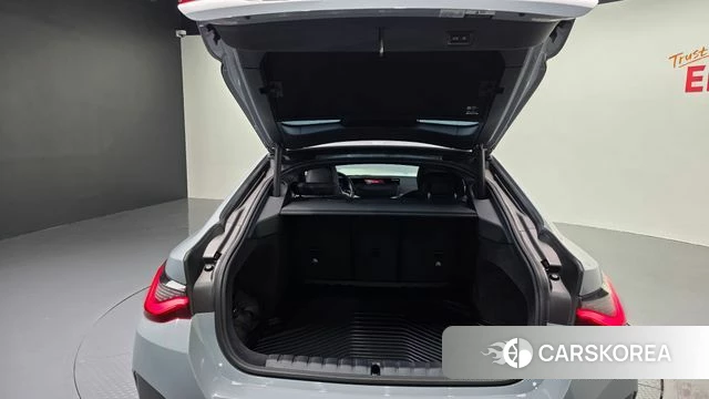 BMW i4 id 3870785 из Кореи 11