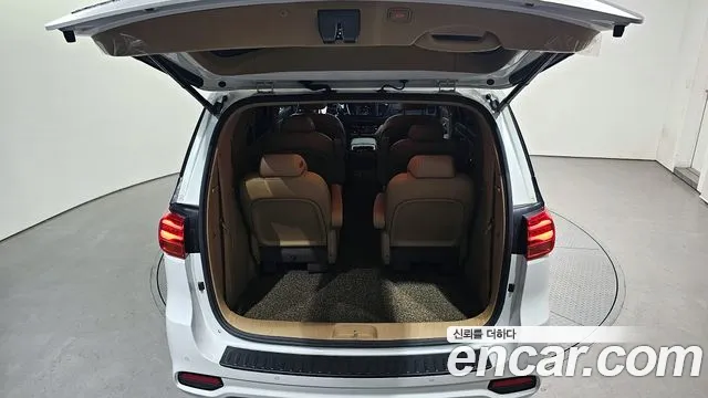 Kia The New Carnival id 2850453 из Кореи 11