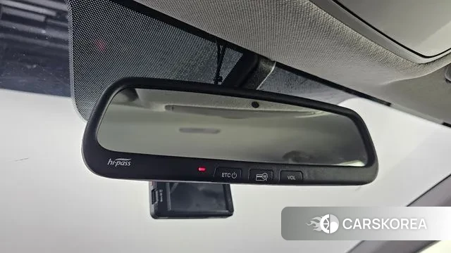 Hyundai Avante AD id 3677705 из Кореи 11