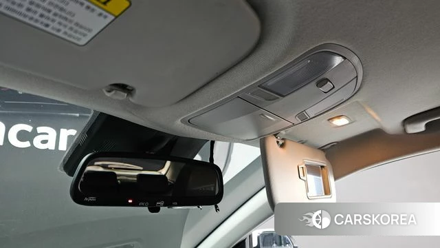 Kia Stonic id 3801296 из Кореи 11