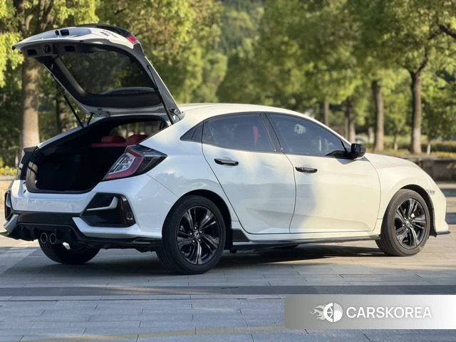 Honda Civic id 4297503 из Китая 11