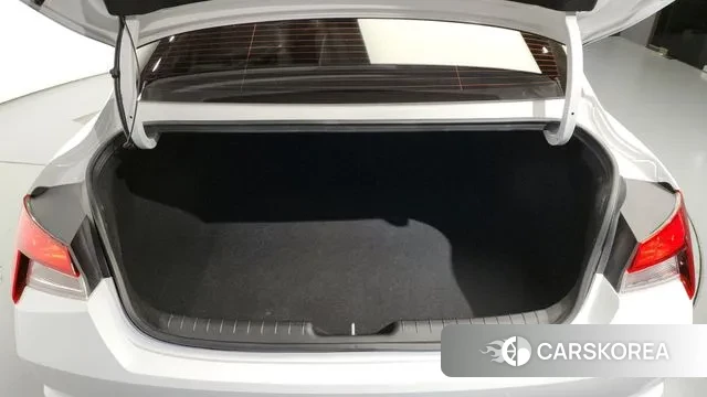 Hyundai Avante (CN7) id 3002985 из Кореи 11