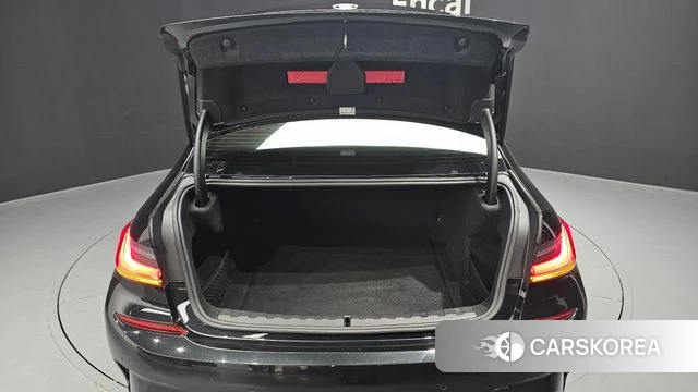 BMW 3 Series (G20) id 3827943 из Кореи 11