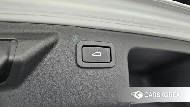 Land Rover Discovery Sports id 3905591 из Кореи 11