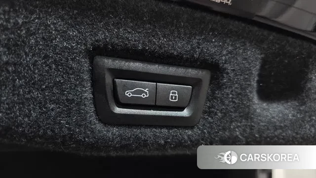 BMW 5 Series (G60) id 3393650 из Кореи 11