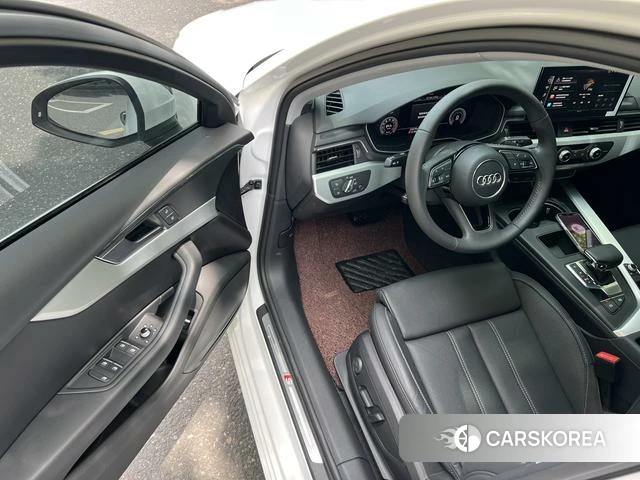 Audi A4L id 4367372 из Китая 11