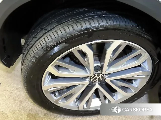 Volkswagen T-Roc id 3451502 из Кореи 11