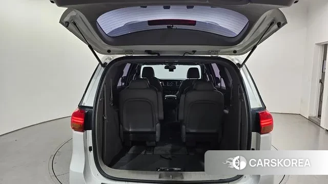 Kia All New Carnival id 3265368 из Кореи 11