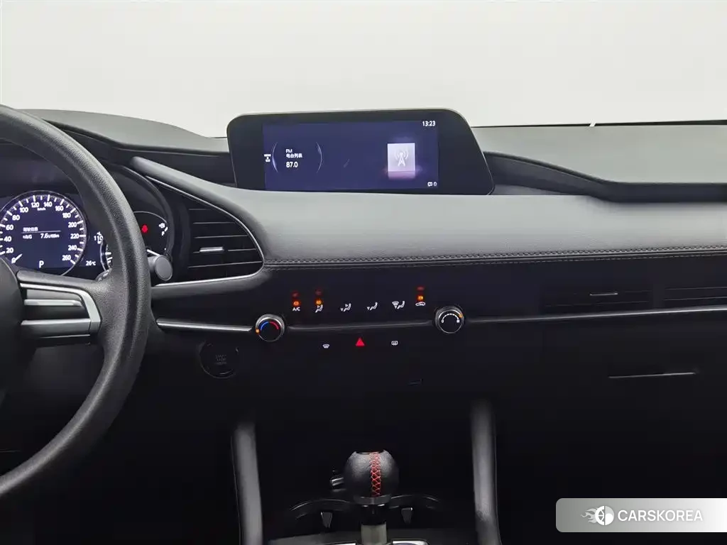 Mazda 3 id 4547377 из Китая 11