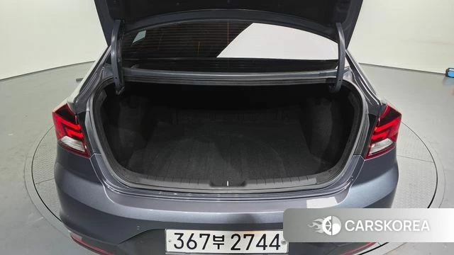 Hyundai The New Avante AD id 4188147 из Кореи 11