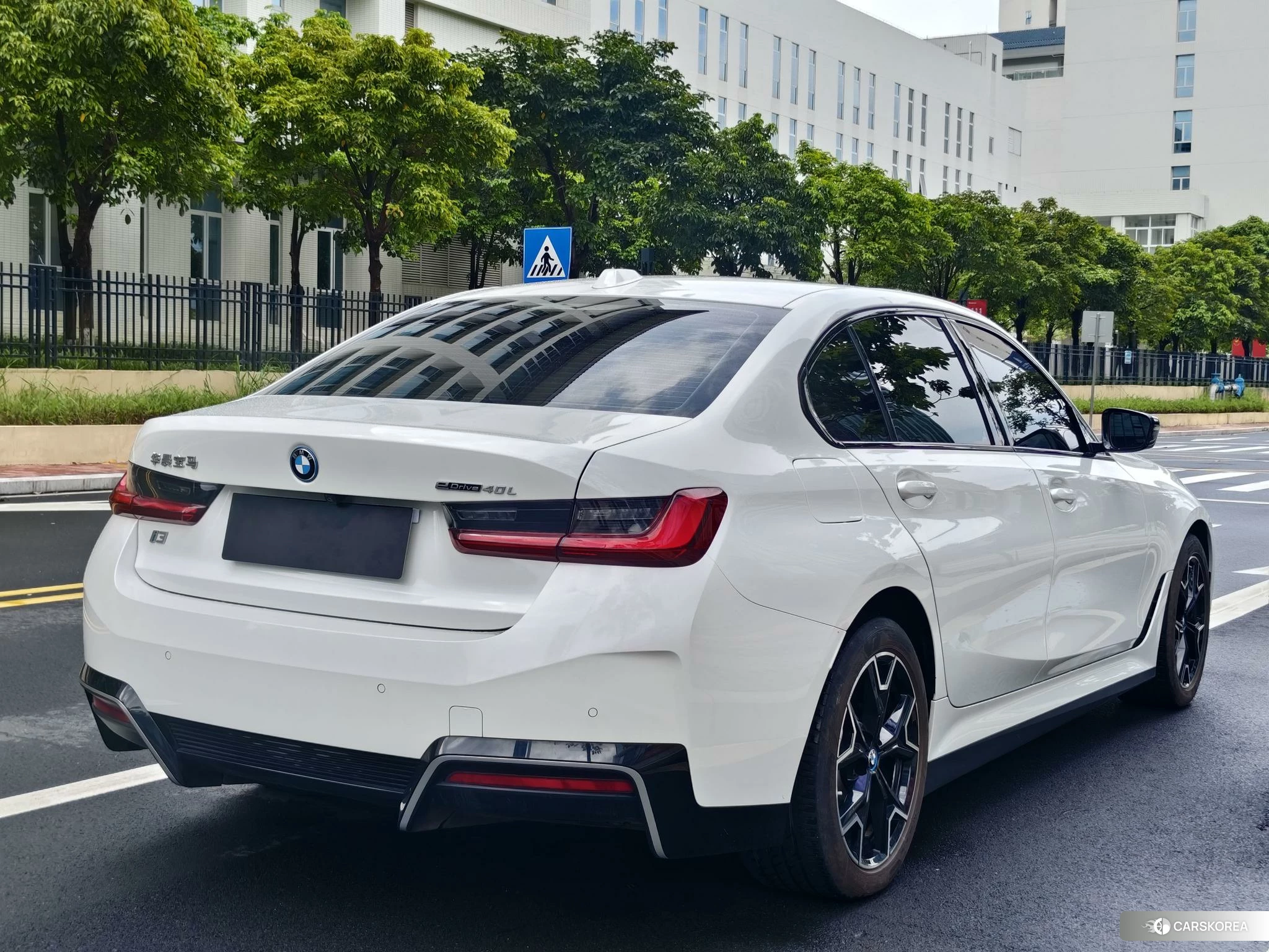 BMW i3 id 4504951 из Китая 11