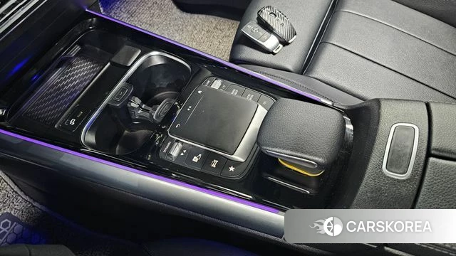 Mercedes-Benz GLA - Class H247 id 4268096 из Кореи 11
