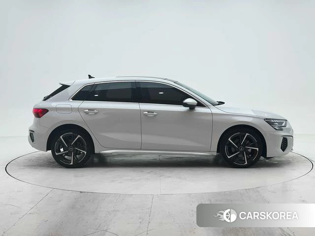 Audi A3 id 4321284 из Китая 11