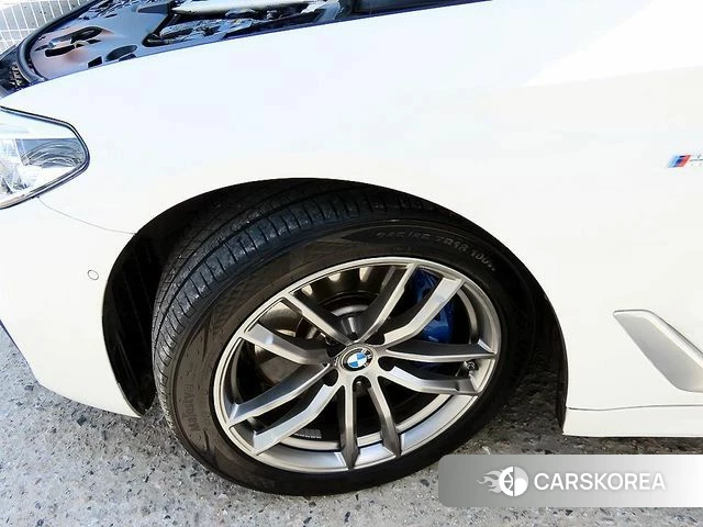 BMW 5 Series (G30) id 4339792 из Кореи 11