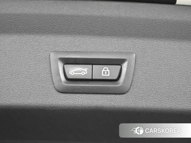 BMW 1 Series (F40) id 3760575 из Кореи 11