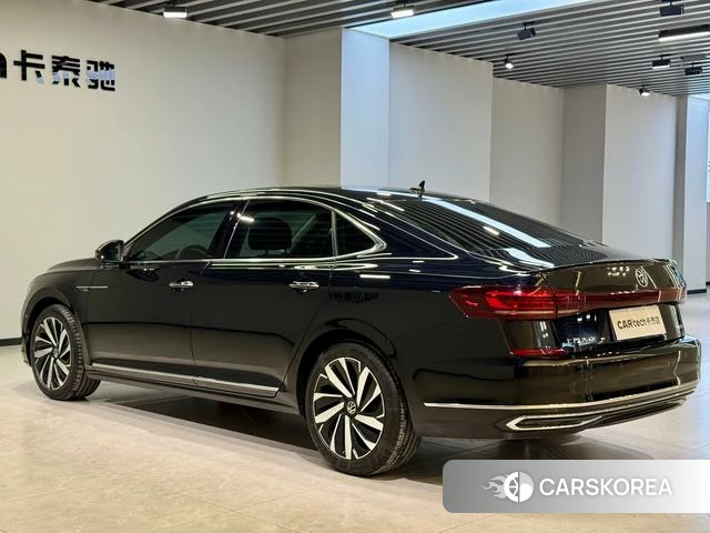 Volkswagen Passat id 3837399 из Китая 11