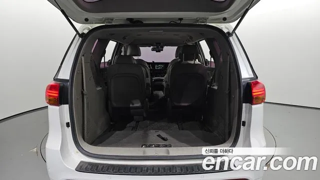 Kia All New Carnival id 2798185 из Кореи 11