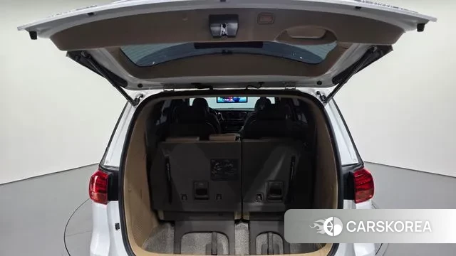 Kia The New Carnival id 3773021 из Кореи 11