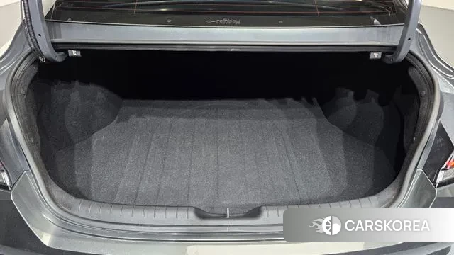 Hyundai Avante Hybrid (CN7) id 3342674 из Кореи 11