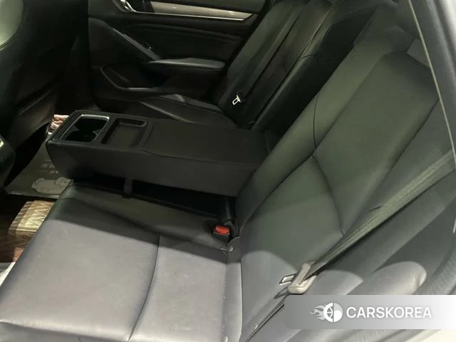 Honda Accord id 4299858 из Китая 11