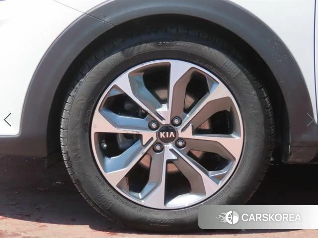 Kia Stonic id 4390558 из Кореи 11