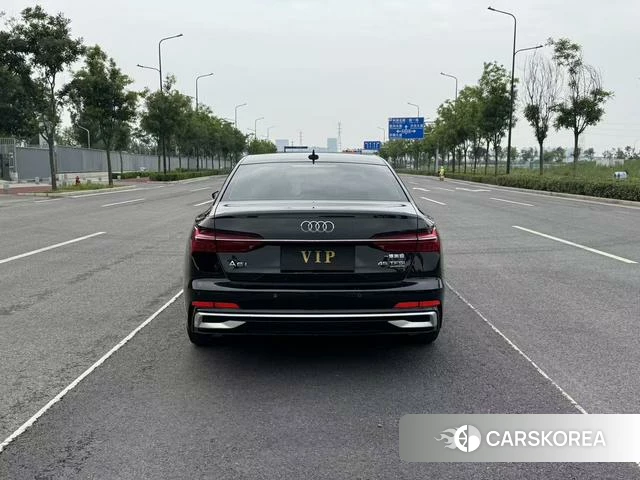 Audi A6L id 4374550 из Китая 11