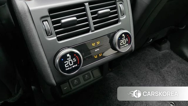 Land Rover Discovery 5 id 3914056 из Кореи 11