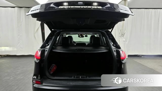 Jeep Cherokee (KL) id 3853392 из Кореи 11