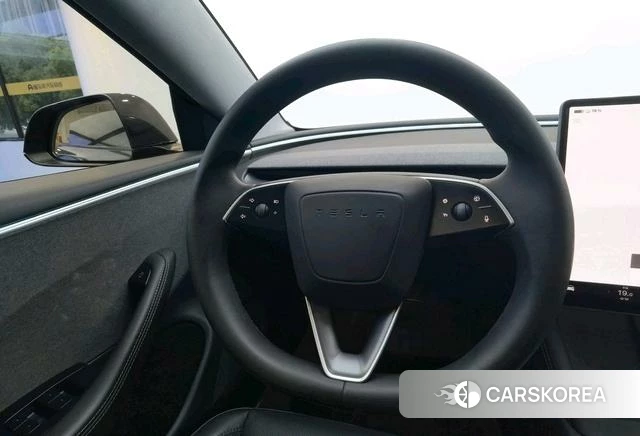 Tesla Model 3 id 4238675 из Китая 11