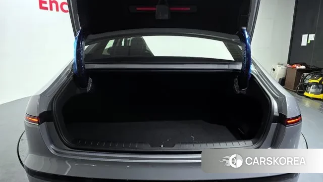 Hyundai Grandeur (GN7) id 3619742 из Кореи 11